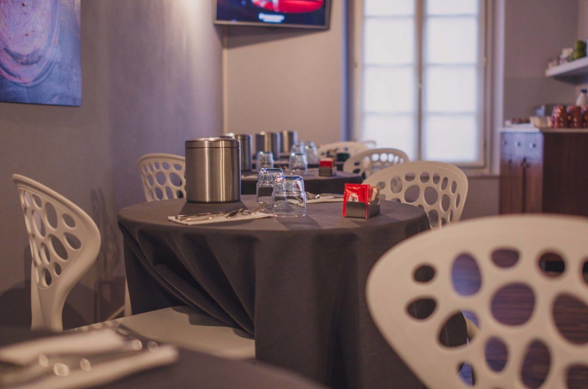 Hotel Cortaccia Sanvitale サーラ・バガンツァ エクステリア 写真